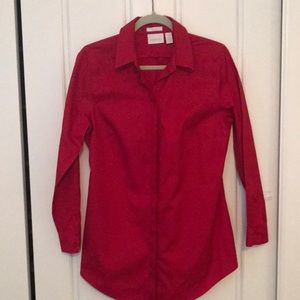 Chico’s no iron blouse. Size 0 (6-8) red.